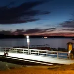 Lesne Zacisze 88 Nad Jeziorem Narie Z Wlasnymi Pomostami Sezonowe Lato Kretowiny