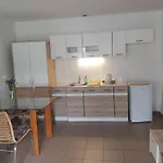 Lesne Zacisze 88 Nad Jeziorem Narie Z Wlasnymi Pomostami Sezonowe Lato Kretowiny