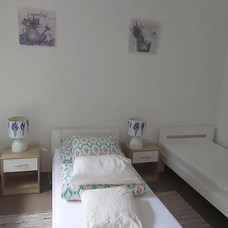 Lesne Zacisze 88 Nad Jeziorem Narie Z Wlasnymi Pomostami Sezonowe Lato