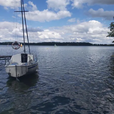 Lesne Zacisze 88 Nad Jeziorem Narie Z Wlasnymi Pomostami شقة