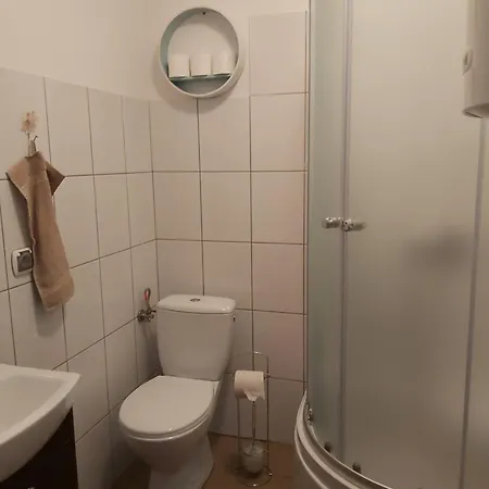 Lesne Zacisze 88 Nad Jeziorem Narie Z Wlasnymi Pomostami Sezonowe Lato Апартаменты
