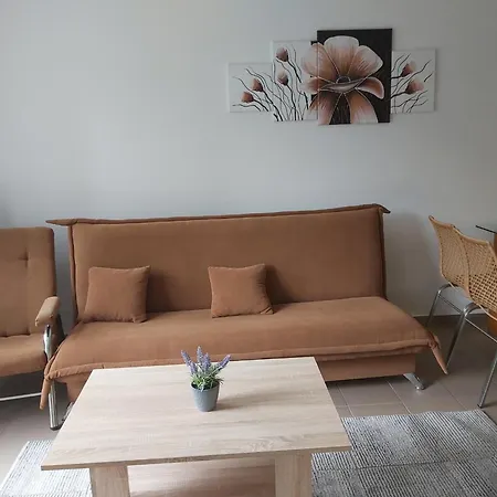 شقة Lesne Zacisze 88 Nad Jeziorem Narie Z Wlasnymi Pomostami كريتويني