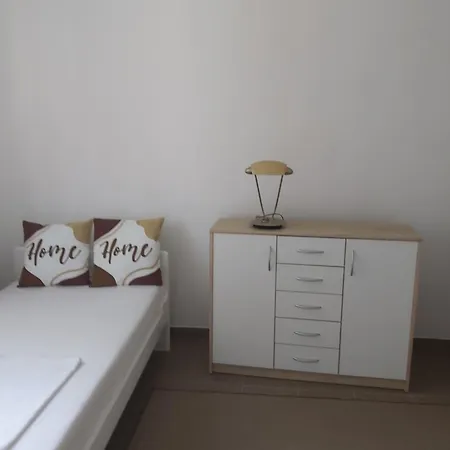 Lesne Zacisze 88 Nad Jeziorem Narie Z Wlasnymi Pomostami Sezonowe Lato