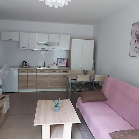 Apartamenty Domki Lesne Zacisze Kretowiny 88 Nad Jeziorem Narie Z Wlasnymi Pomostami *